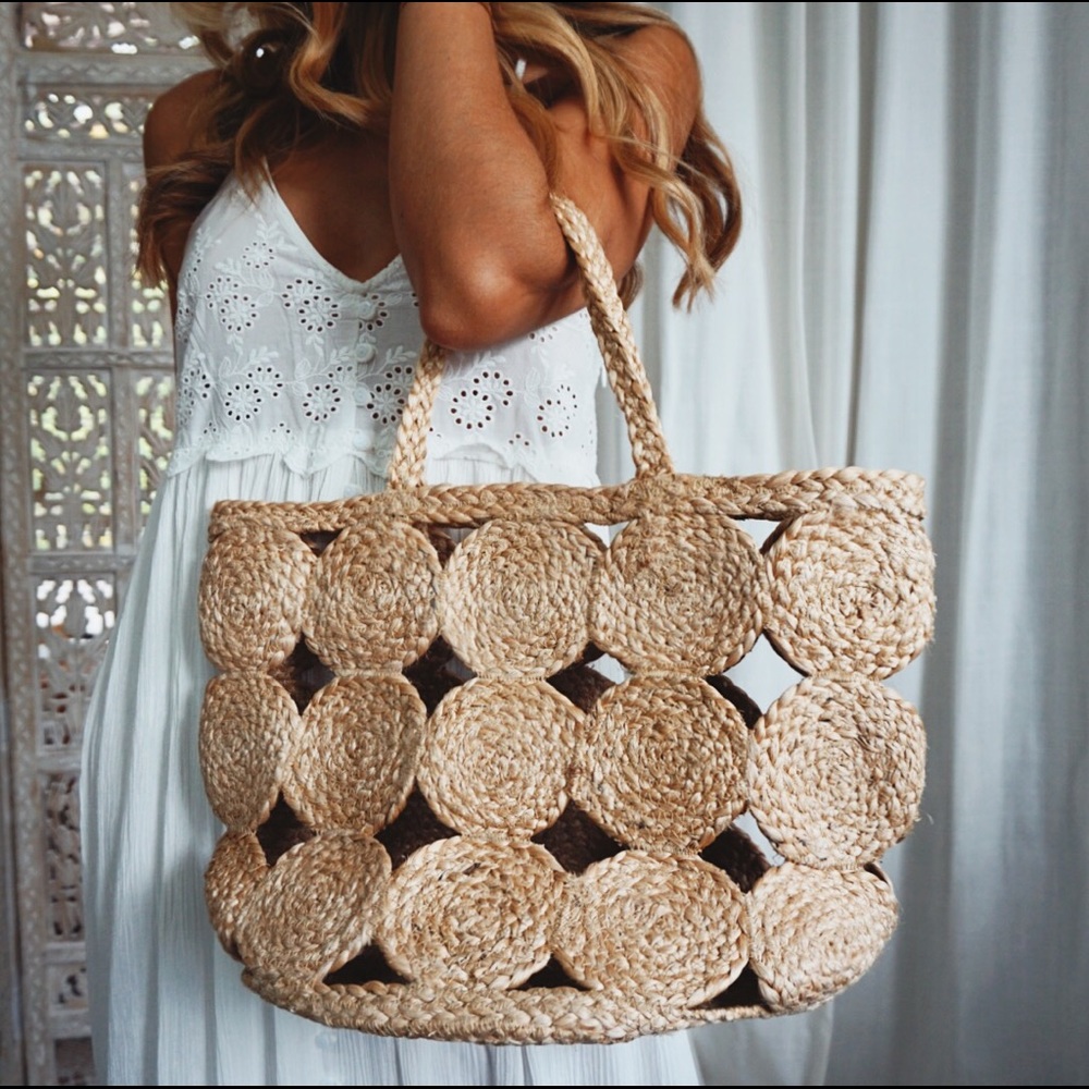 •Punta Cana Jute Tote• - Picture 6 of 7